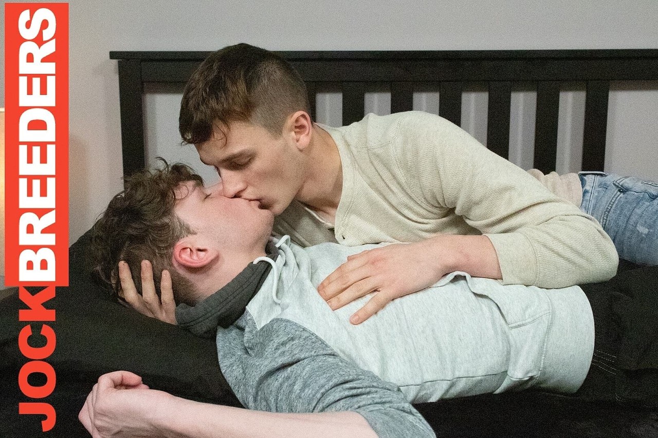 Horny twinks Ethan Tate & Tyler Tanner have anal sex after some oral action