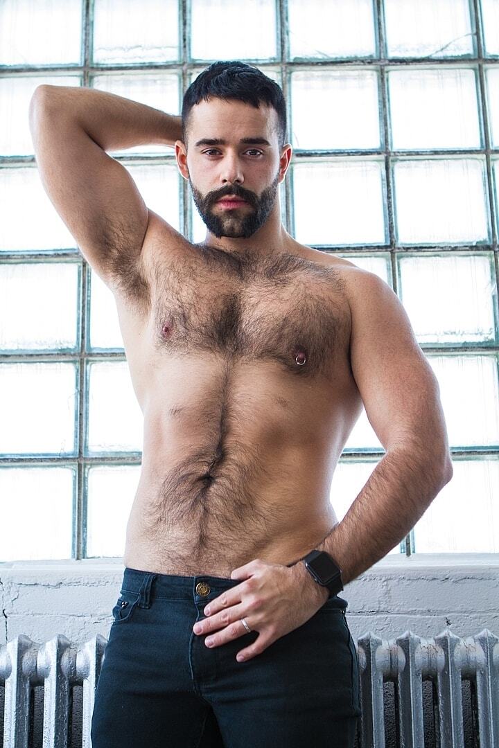 Gay bear Mateo Sanchez gets his big Latino booty fucked by Teddy Torres  