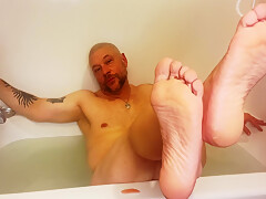 Kurt Lockwood In Bath Shaving Buttplay Feet Fetish Popshot