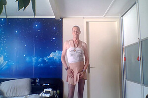 Still Horny After Skype Contact With Willem